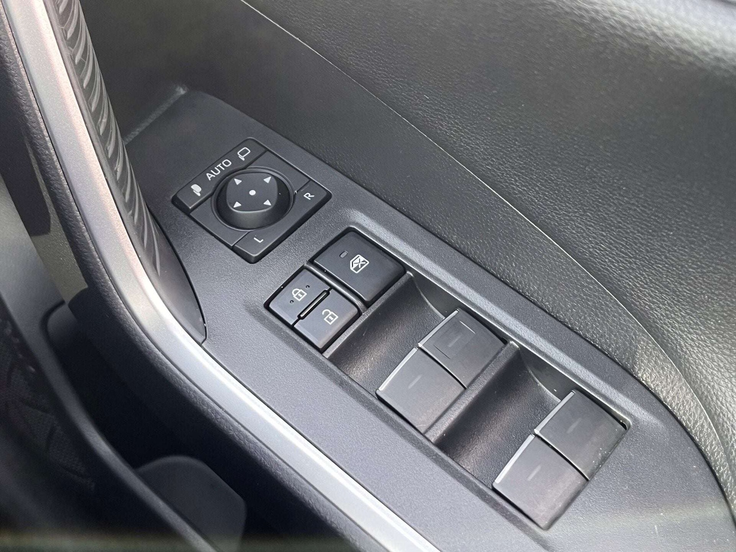 Used Toyota RAV4 2024 for sale - 76905356: Photo 58