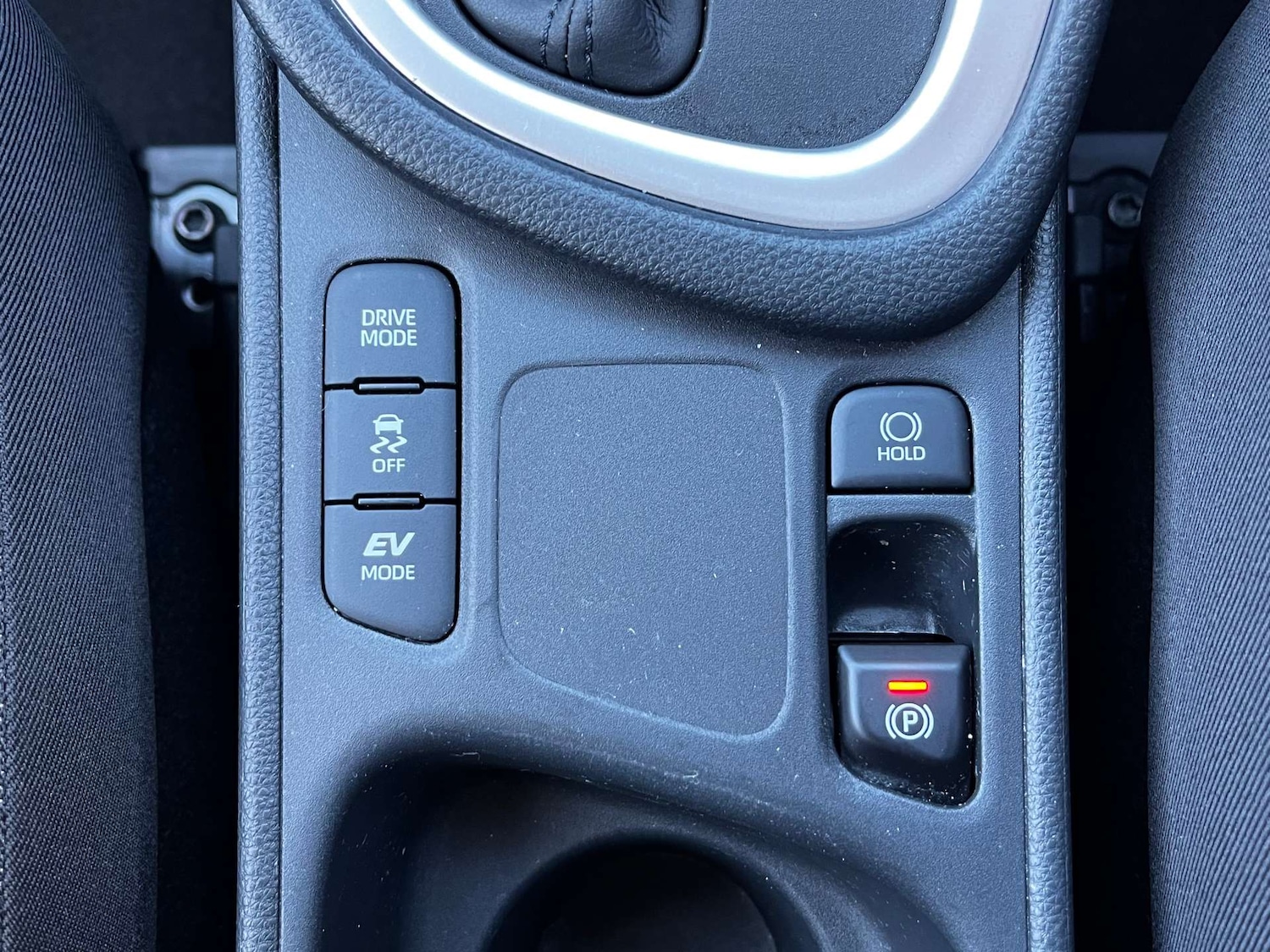 Used Toyota Yaris 2022 for sale - 76957829: Photo 56