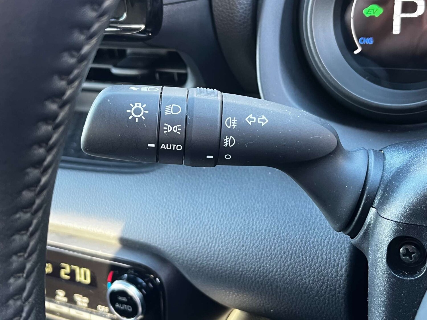 Used Toyota Yaris 2022 for sale - 76957829: Photo 59