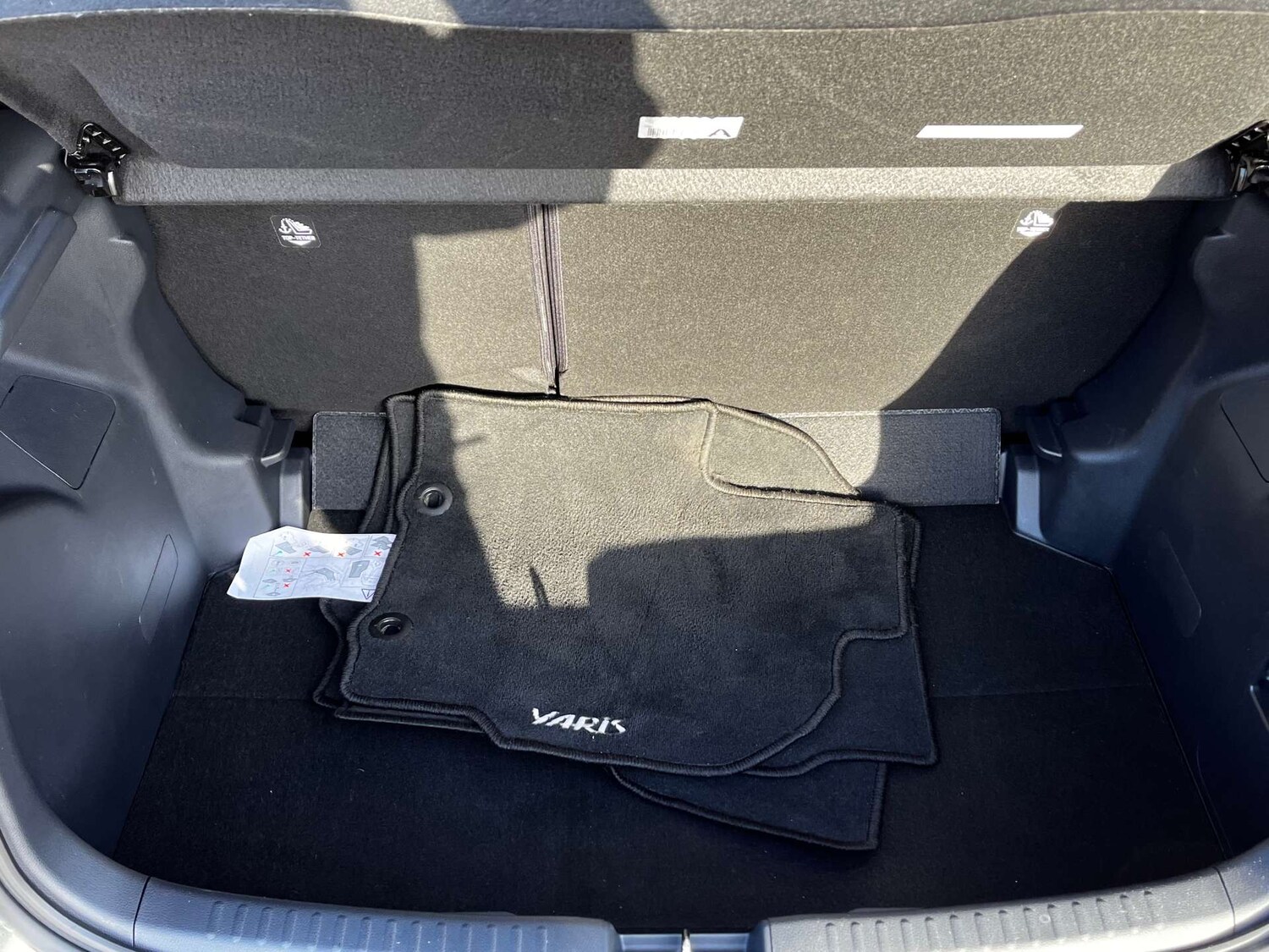 Used Toyota Yaris 2022 for sale - 76957829: Photo 68