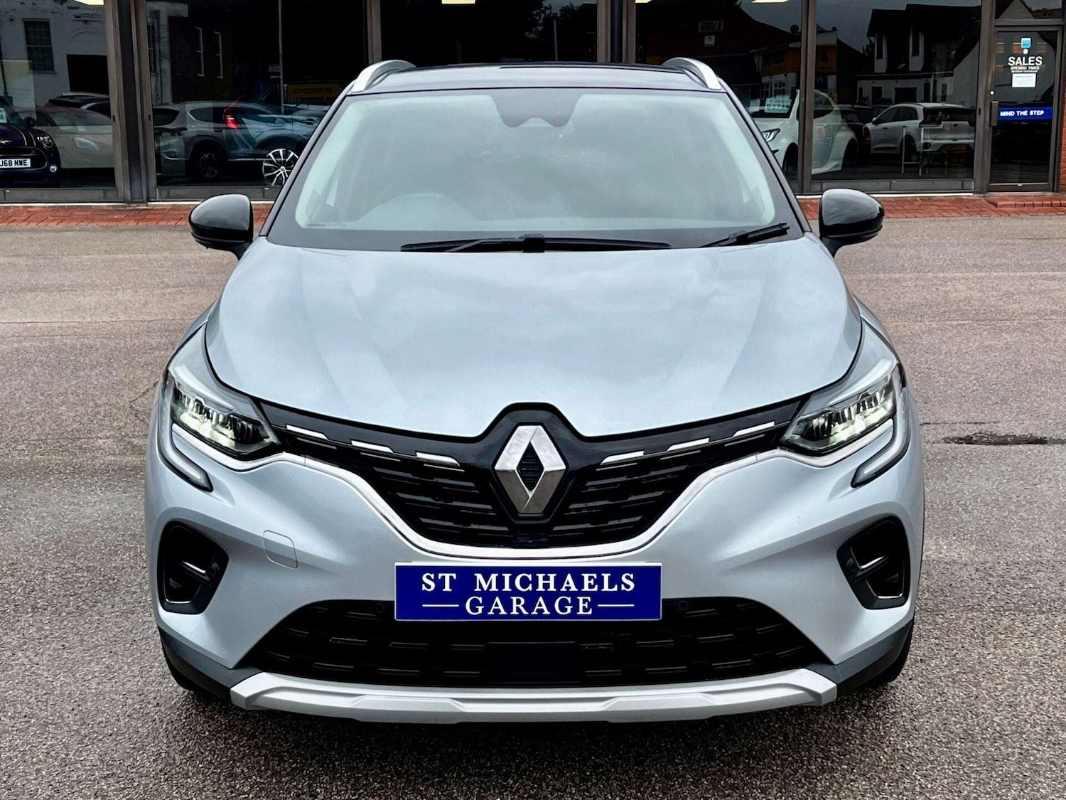 Used Renault Captur 2023 for sale - 76905323: Photo 5