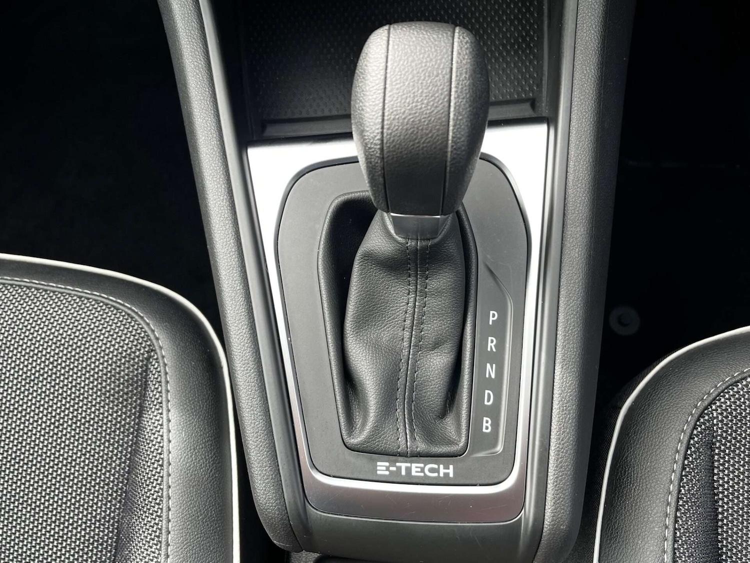 Used Renault Captur 2023 for sale - 76905323: Photo 52