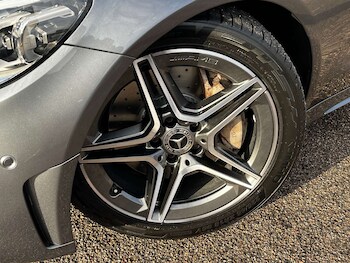 Used Mercedes-Benz C Class 2018 for sale - 76957790: Photo