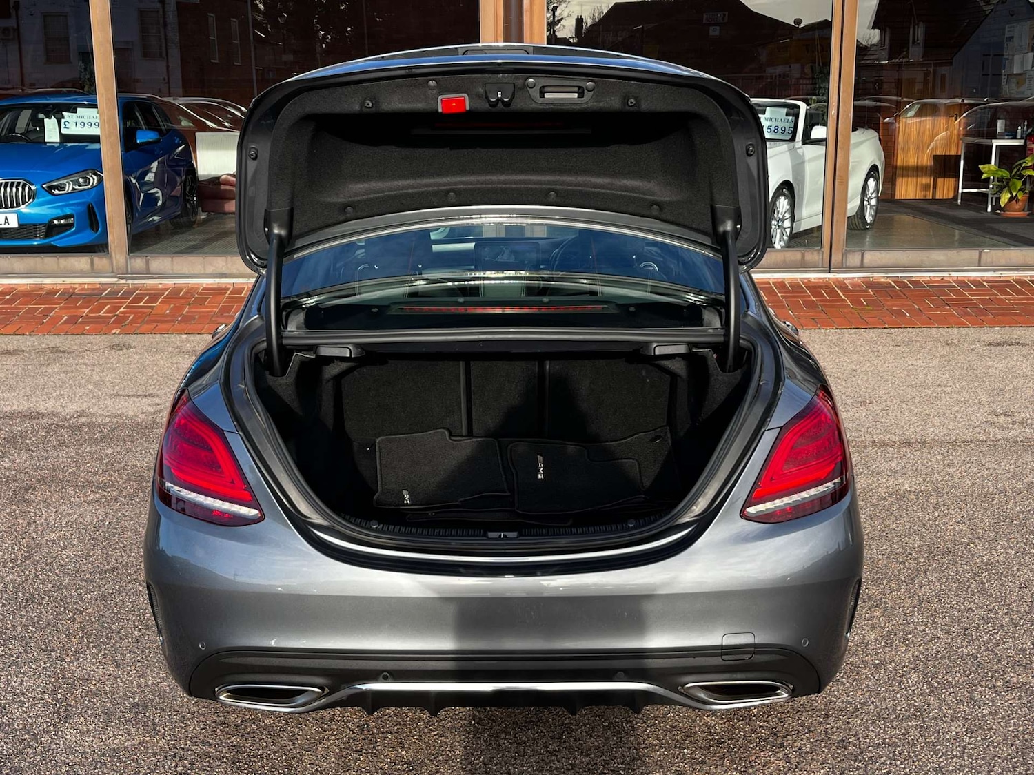 Used Mercedes-Benz C Class 2018 for sale - 76957790: Photo 80