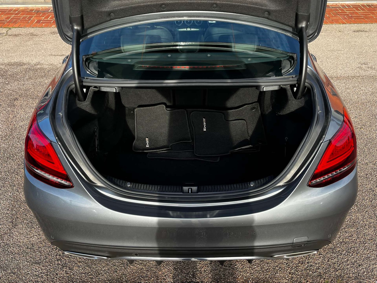 Used Mercedes-Benz C Class 2018 for sale - 76957790: Photo 81