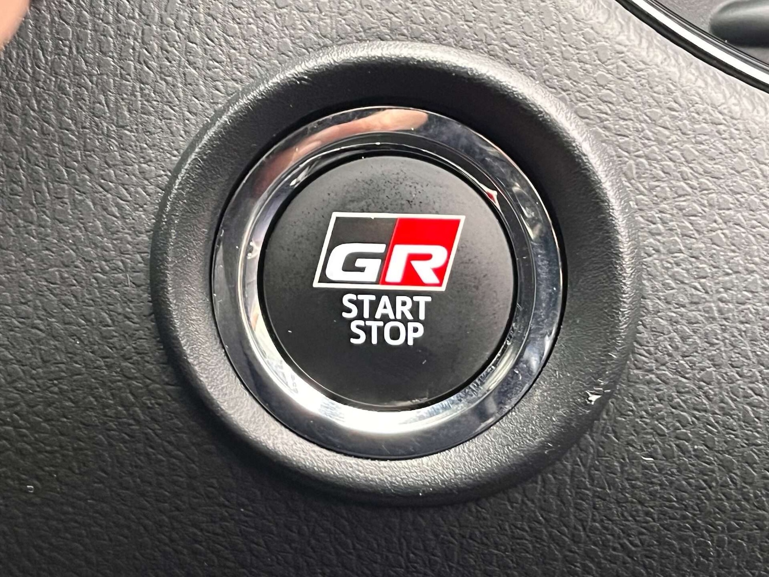 Used Toyota C-HR 2022 for sale - 76905350: Photo 49