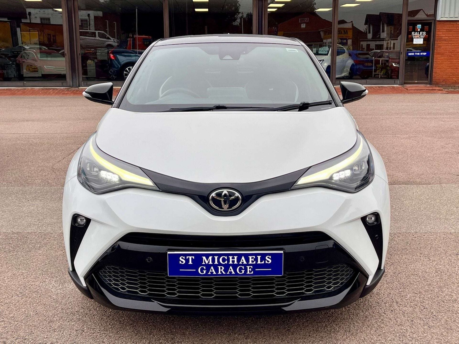 Used Toyota C-HR 2022 for sale - 76905350: Photo 5