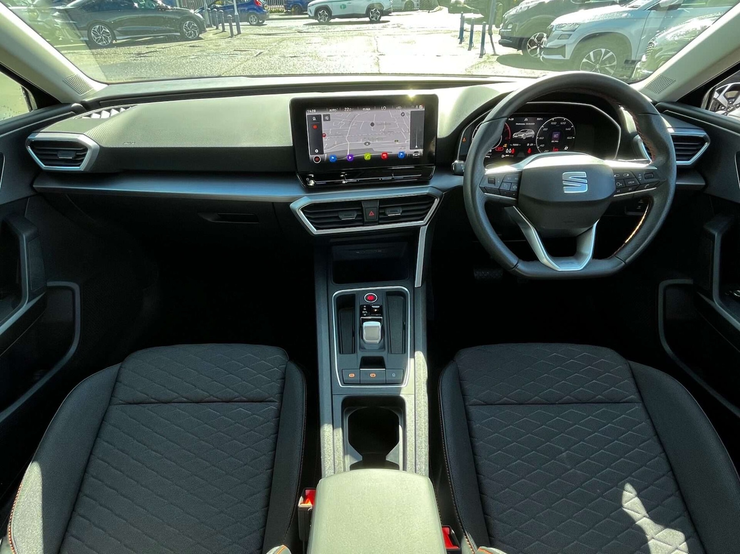 Used SEAT Leon 2020 for sale - 76905311: Photo 2