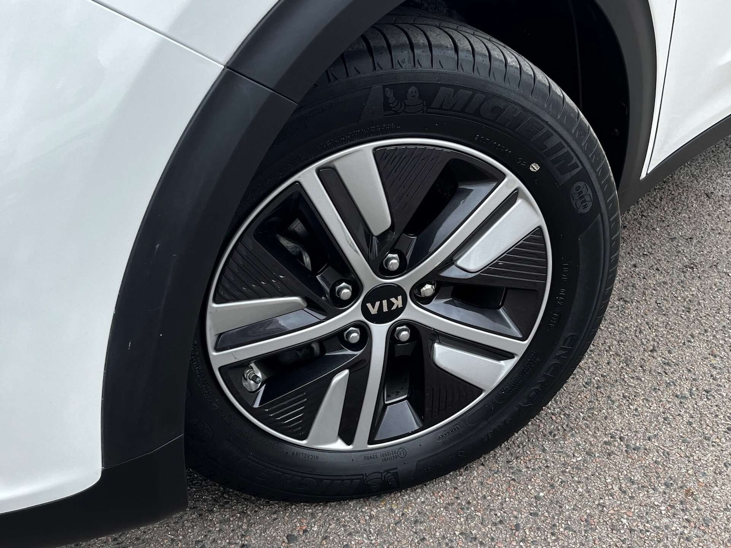 Used Kia Niro 2020 for sale - 76905309: Photo 3