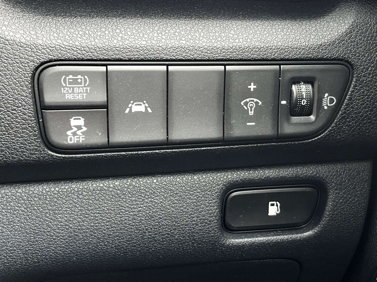 Used Kia Niro 2020 for sale - 76905309: Photo 59