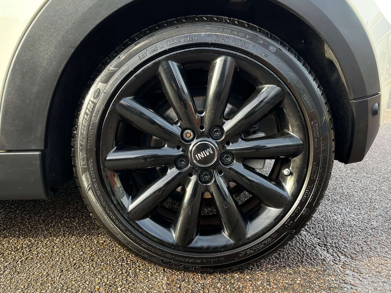 Used MINI Convertible 2018 for sale - 76905237: Photo 18