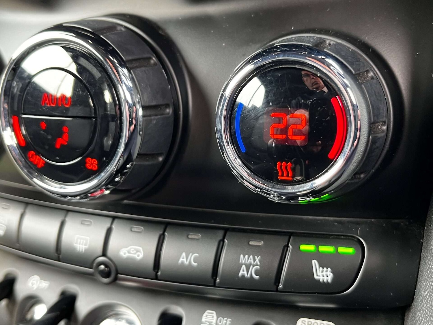 Used MINI Convertible 2018 for sale - 76905237: Photo 48