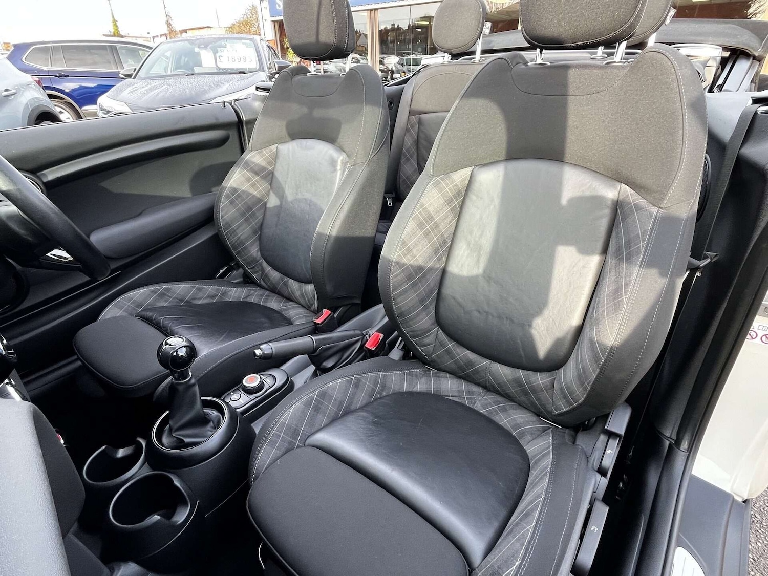 Used MINI Convertible 2018 for sale - 76905237: Photo 61