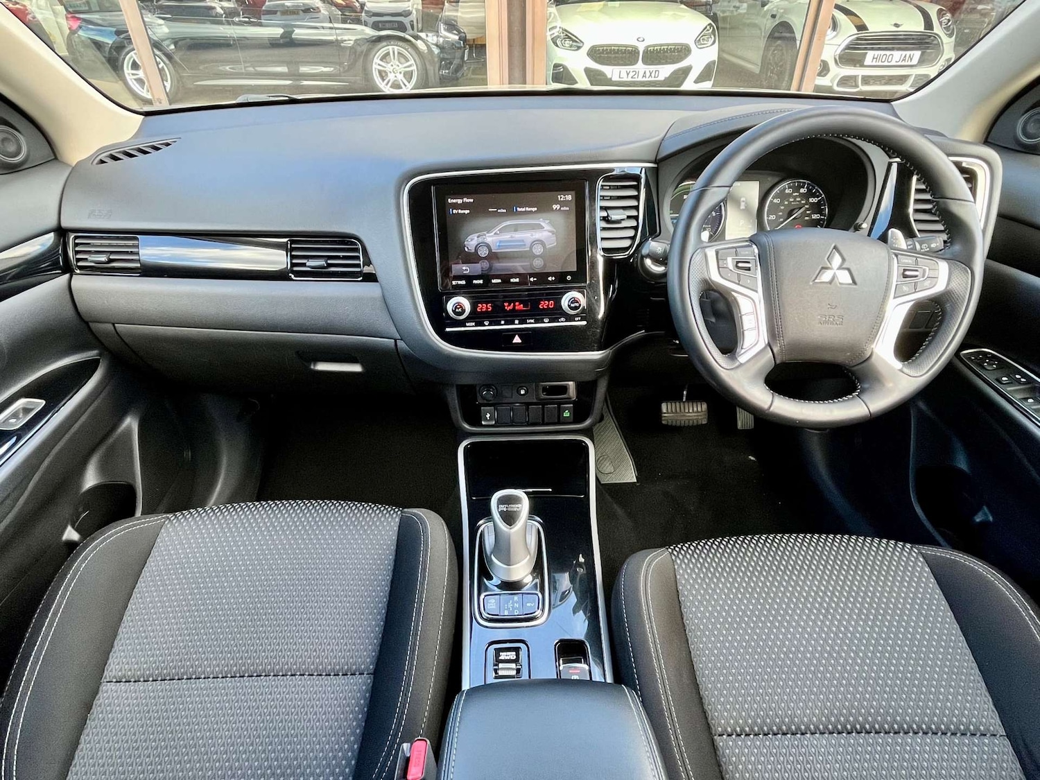 Used Mitsubishi Outlander 2020 for sale - 77632643: Photo 2