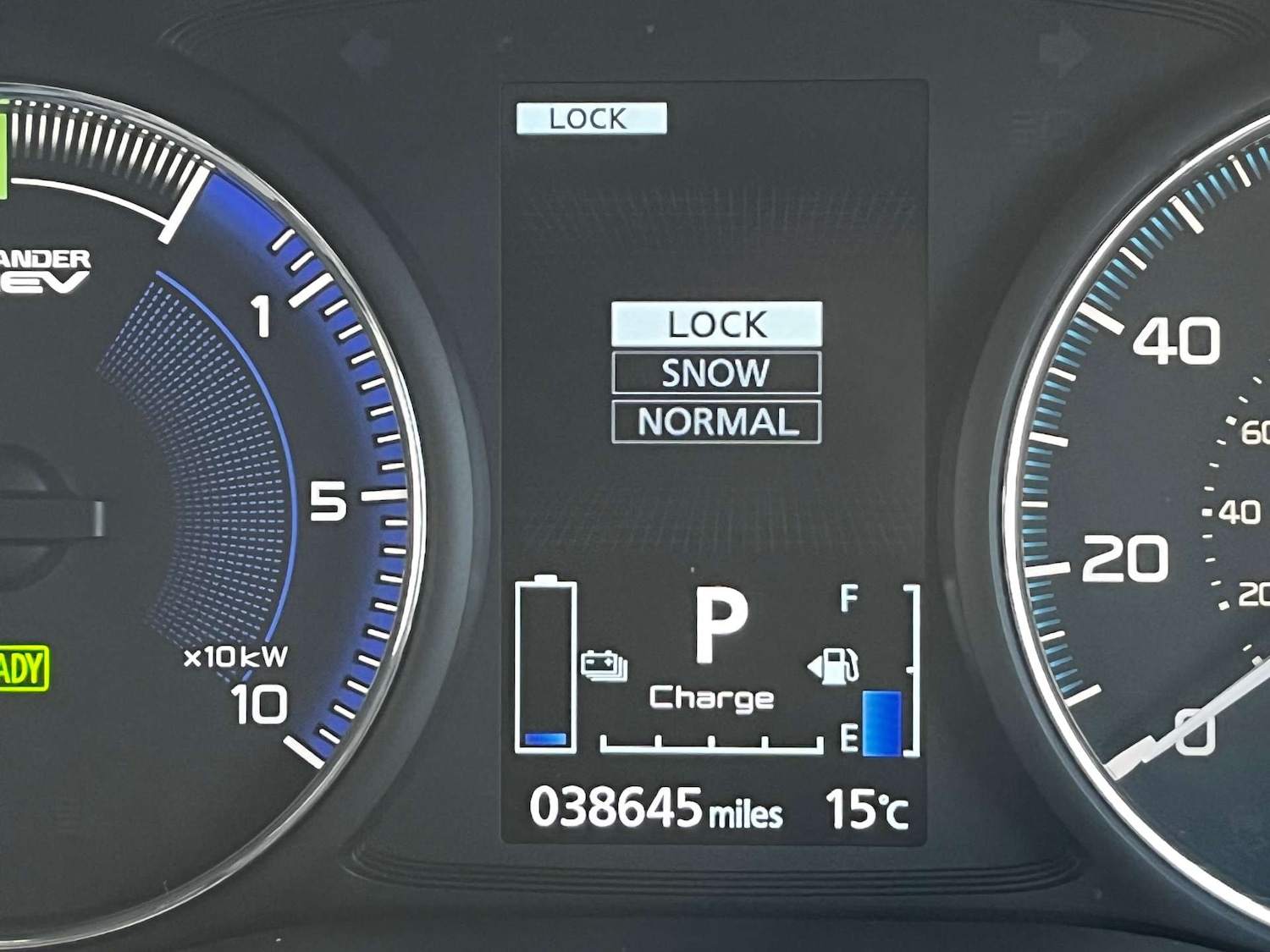 Used Mitsubishi Outlander 2020 for sale - 77632643: Photo 23