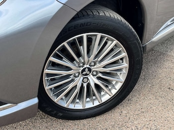 Used Mitsubishi Outlander 2020 for sale - 77632643: Photo