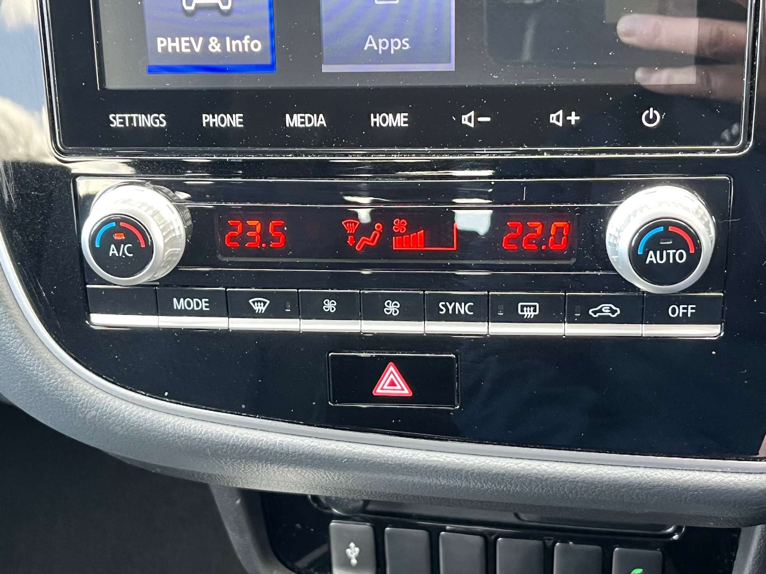 Used Mitsubishi Outlander 2020 for sale - 77632643: Photo 53