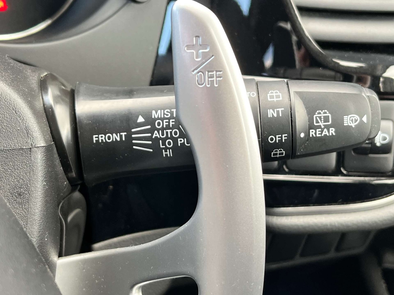 Used Mitsubishi Outlander 2020 for sale - 77632643: Photo 65