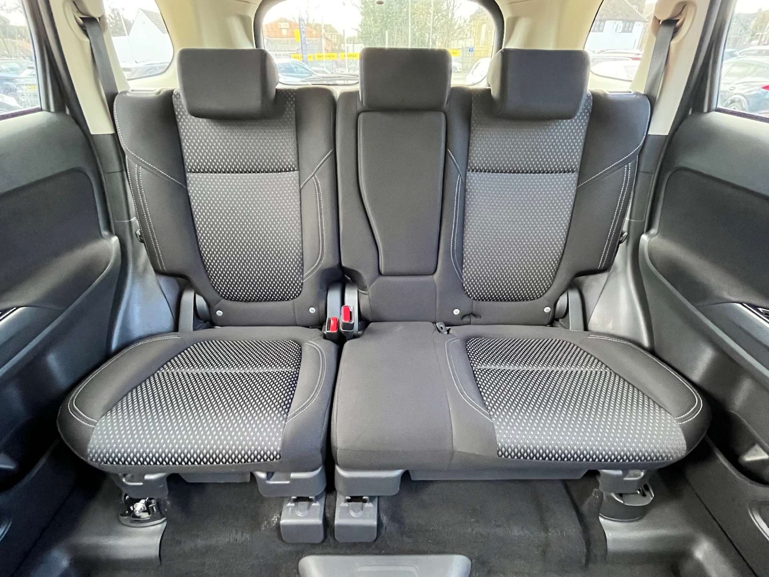 Used Mitsubishi Outlander 2020 for sale - 77632643: Photo 72