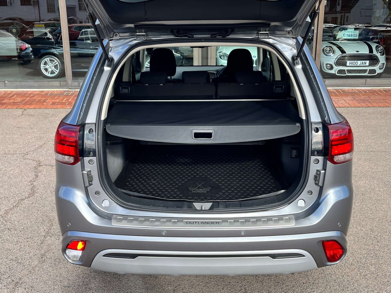 Used Mitsubishi Outlander 2020 for sale - 77632643: Photo 74