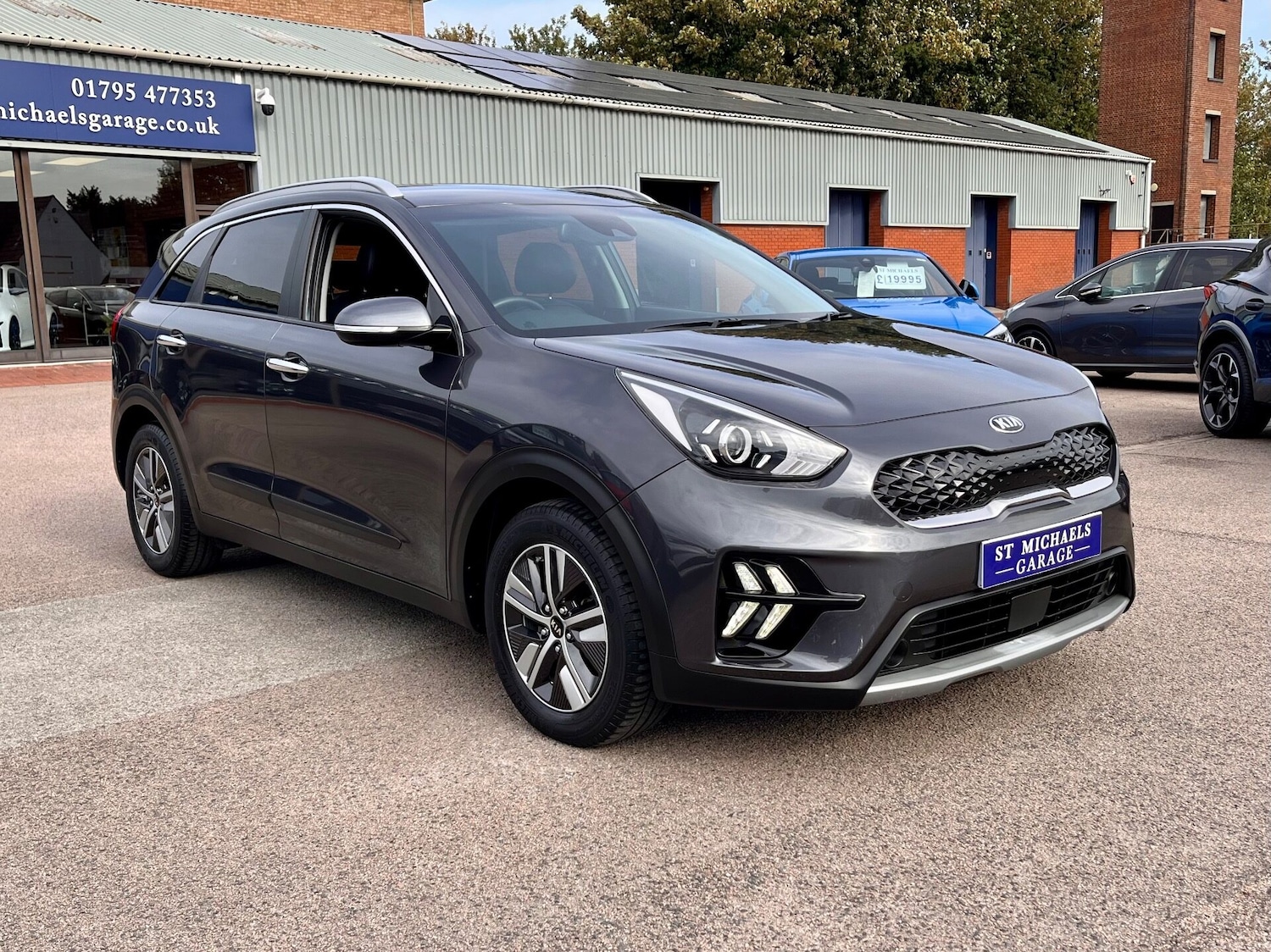Used Kia Niro 2020 for sale - 76088904: Photo 4