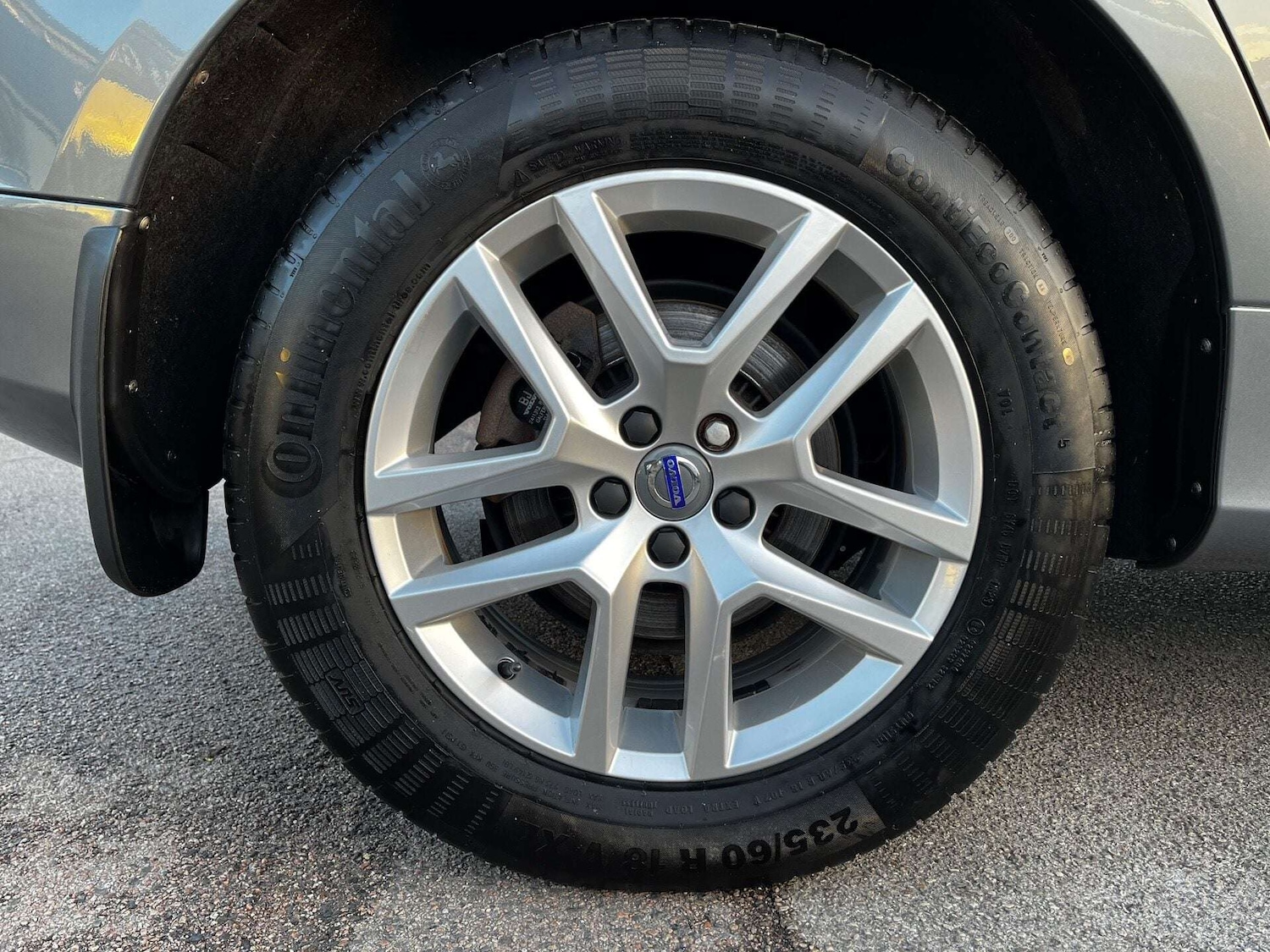 Used Volvo XC60 2017 for sale - 76905371: Photo 15