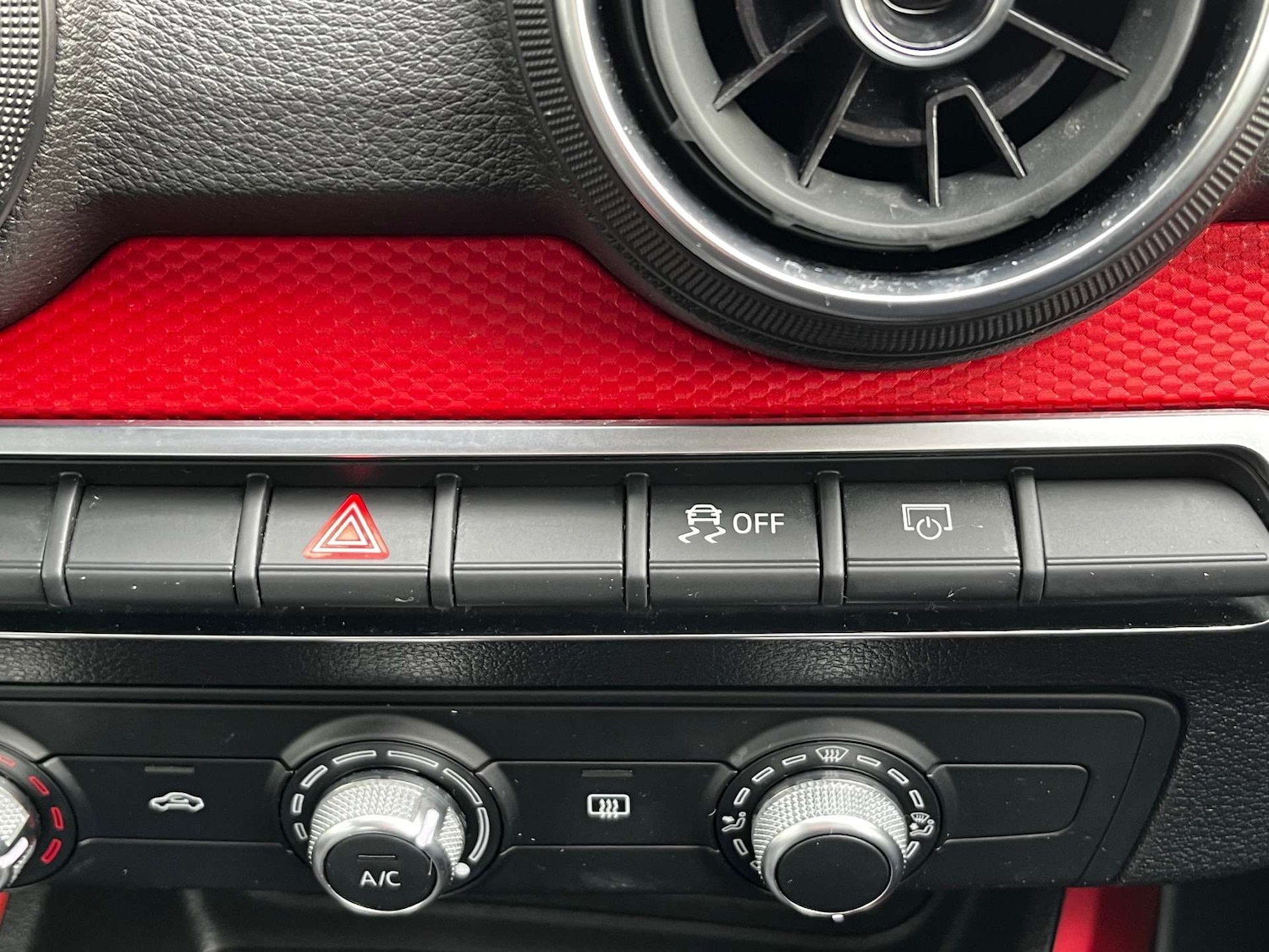 Used Audi Q2 2018 for sale - 76961797: Photo 51