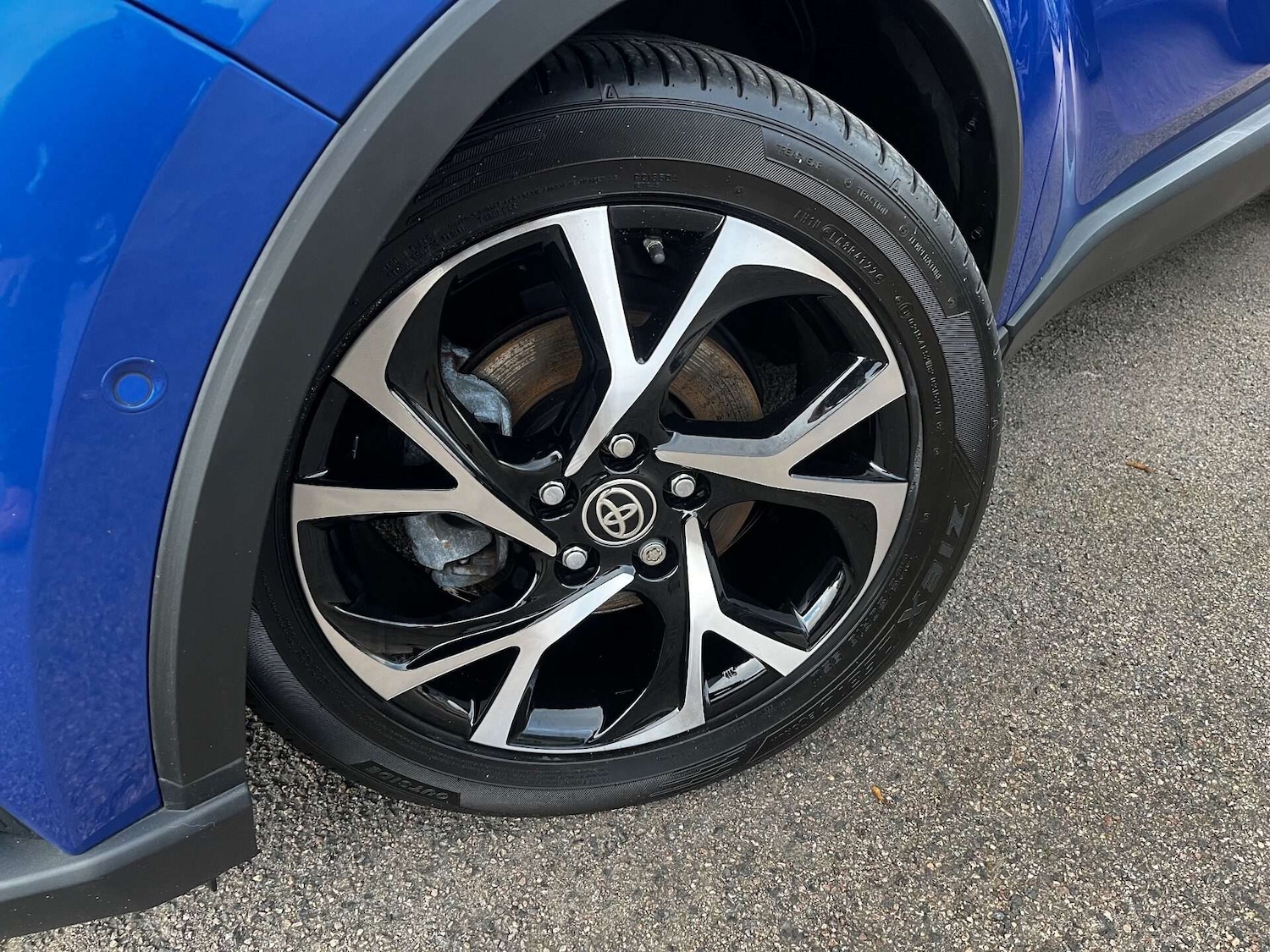 Used Toyota C-HR 2021 for sale - 76957756: Photo 3