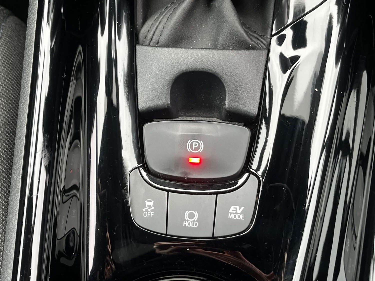 Used Toyota C-HR 2021 for sale - 76957756: Photo 48