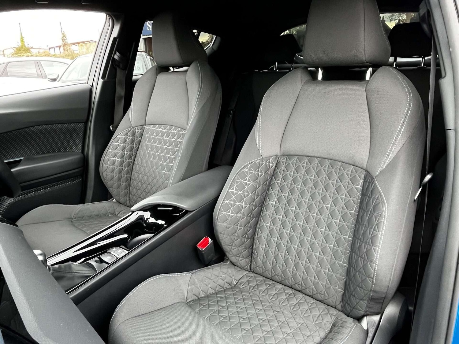 Used Toyota C-HR 2021 for sale - 76957756: Photo 60