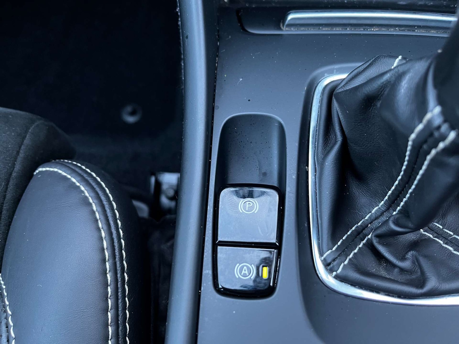 Used Volvo XC40 2020 for sale - 77195873: Photo 43