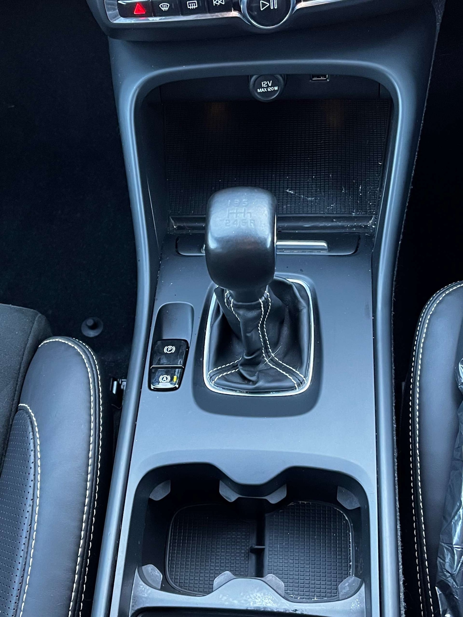 Used Volvo XC40 2020 for sale - 77195873: Photo 45