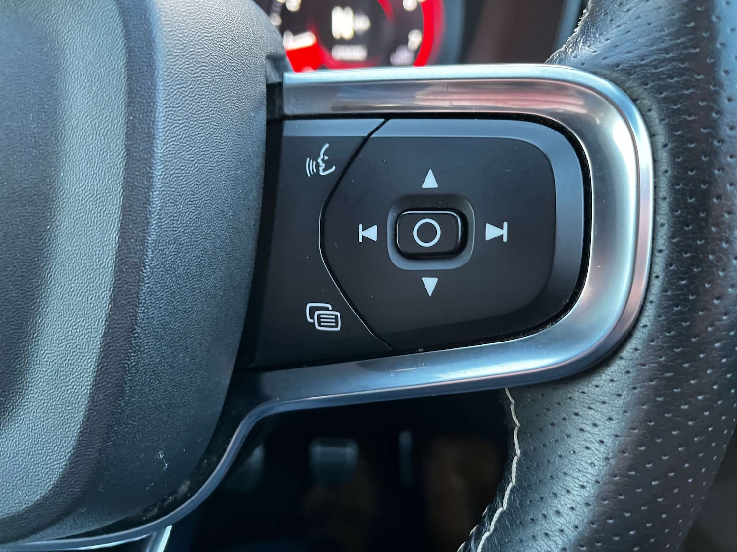 Used Volvo XC40 2020 for sale - 77195873: Photo 48