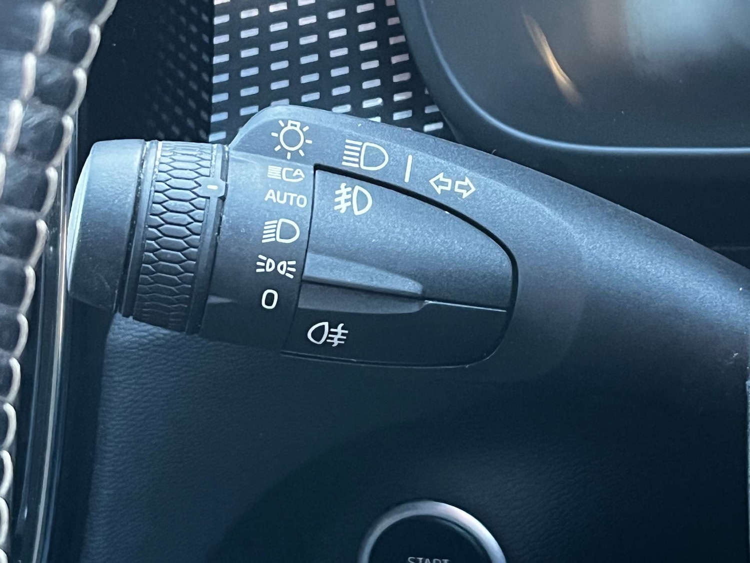 Used Volvo XC40 2020 for sale - 77195873: Photo 49