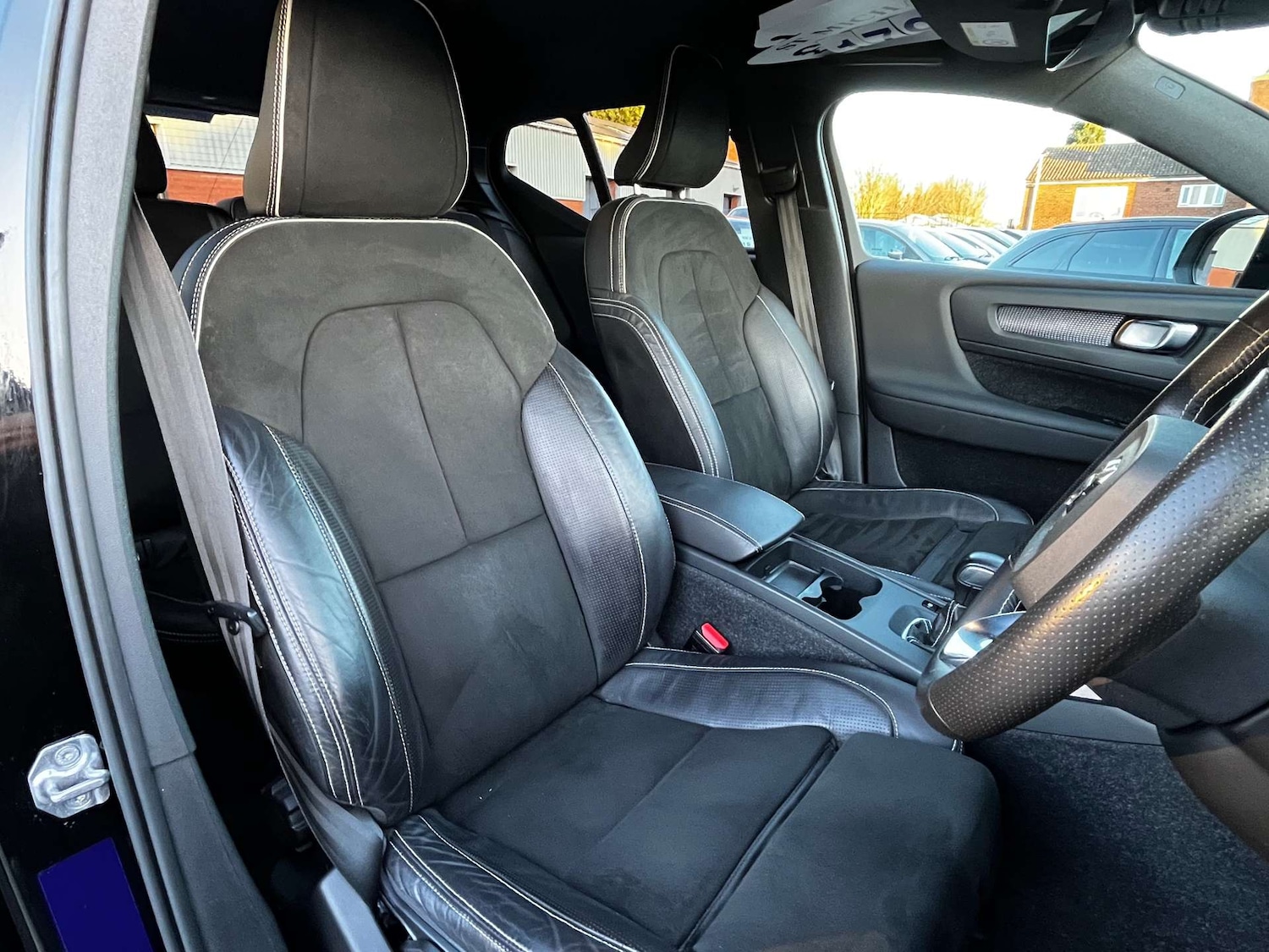 Used Volvo XC40 2020 for sale - 77195873: Photo 54