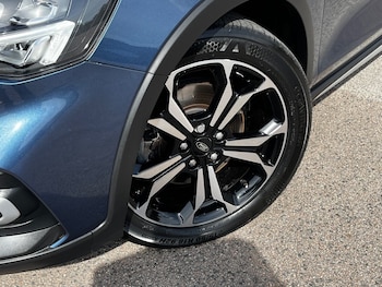 Used Ford Focus 2022 for sale - 75821059: Photo