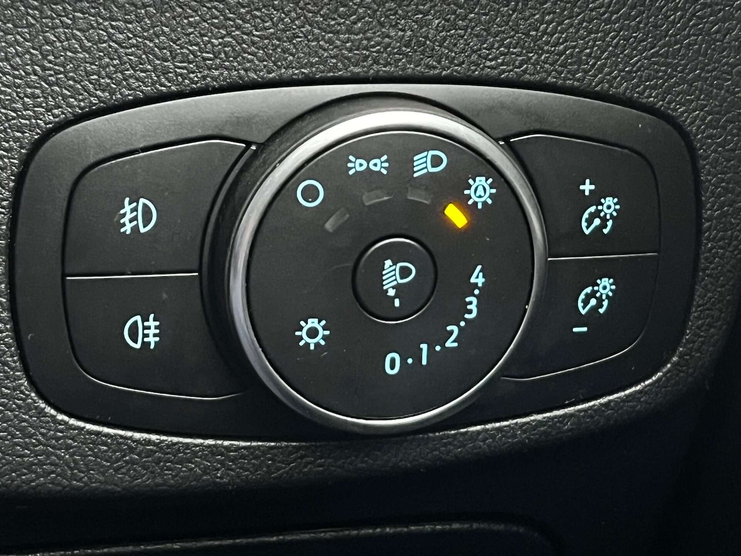 Used Ford Focus 2019 for sale - 76905227: Photo 56