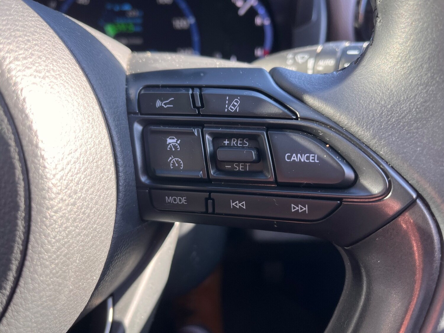 Used Toyota Yaris Cross 2022 for sale - 76352366: Photo 57