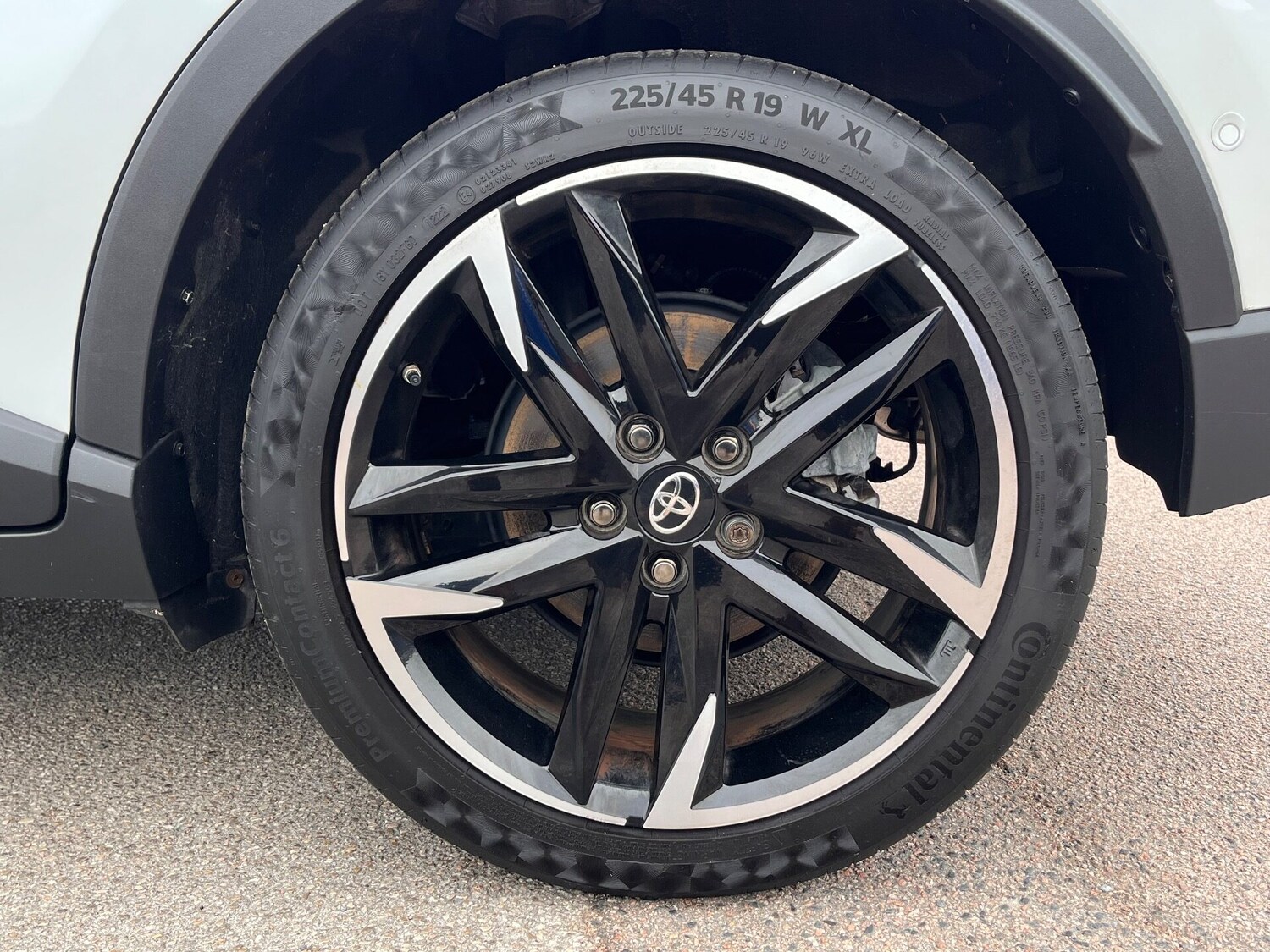 Used Toyota C-HR 2022 for sale - 76264529: Photo 14