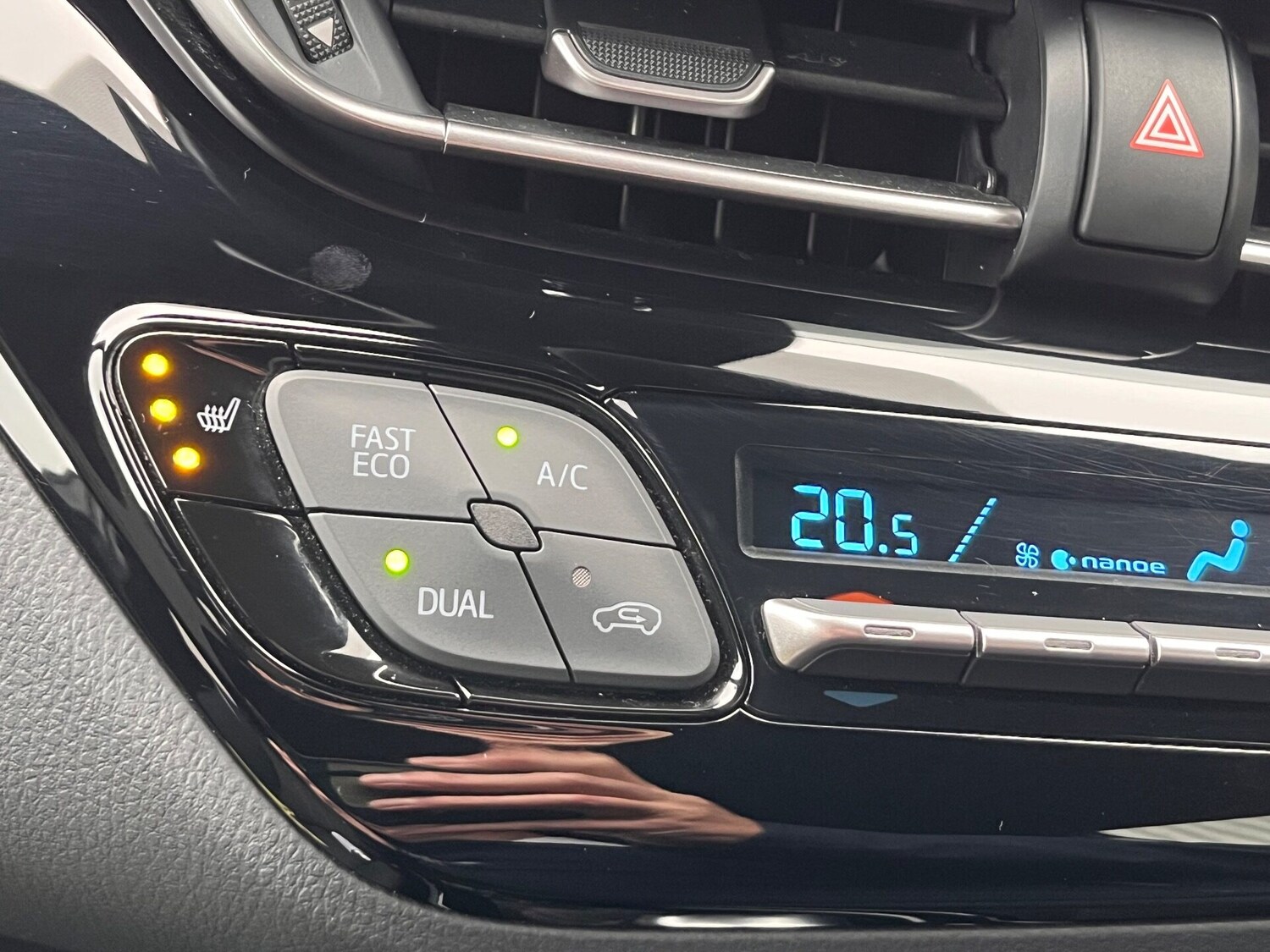 Used Toyota C-HR 2022 for sale - 76264529: Photo 44