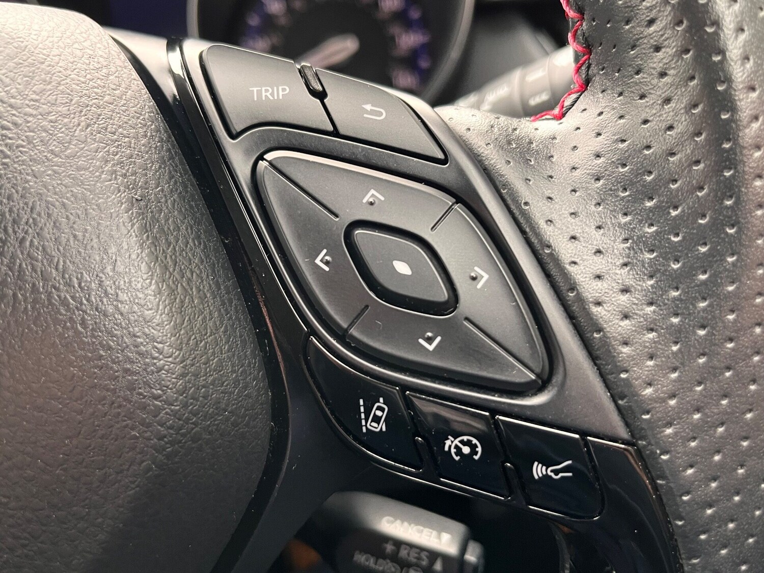 Used Toyota C-HR 2022 for sale - 76264529: Photo 51