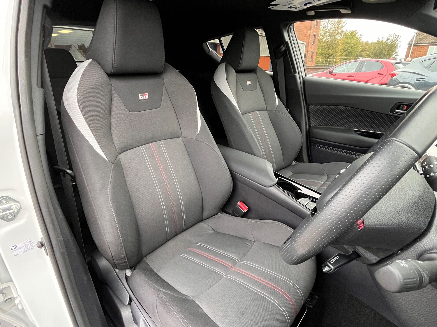 Used Toyota C-HR 2022 for sale - 76264529: Photo 59