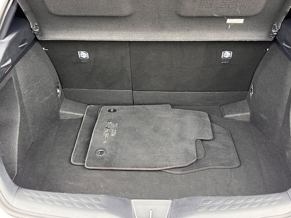 Used Toyota C-HR 2022 for sale - 76264529: Photo 65