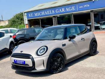 2022 (72) - 1.5 Cooper Exclusive 3dr Auto