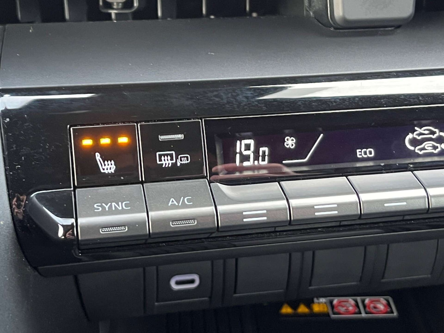 Used Toyota C-HR 2024 for sale - 76905308: Photo 44