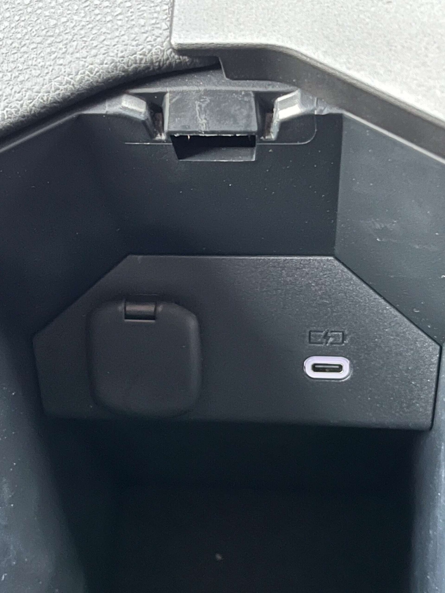 Used Toyota C-HR 2024 for sale - 76905308: Photo 46