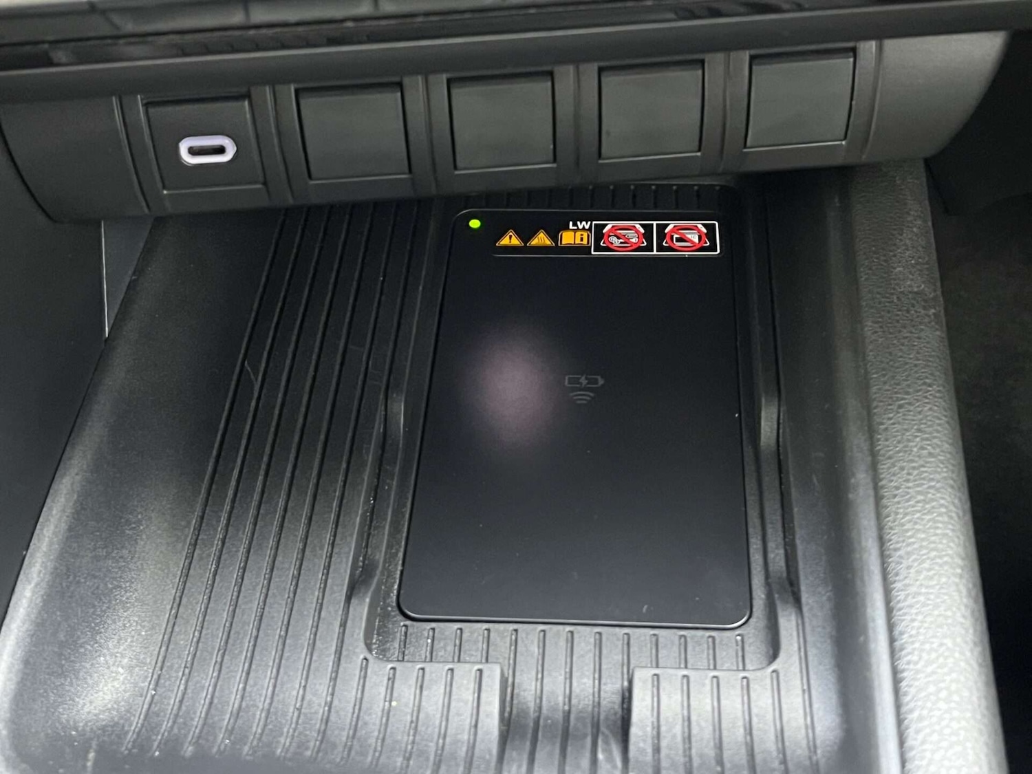 Used Toyota C-HR 2024 for sale - 76905308: Photo 47