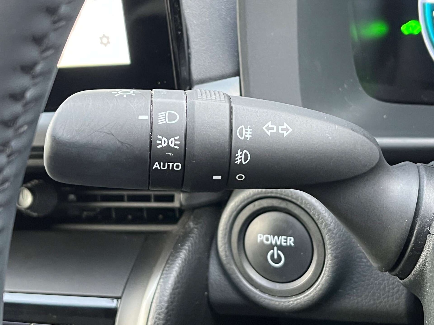 Used Toyota C-HR 2024 for sale - 76905308: Photo 53