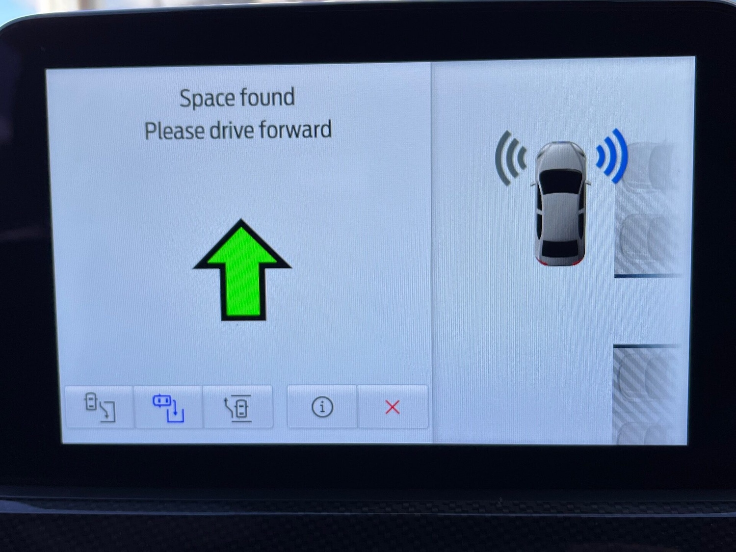 Used Ford Kuga 2022 for sale - 76352349: Photo 50