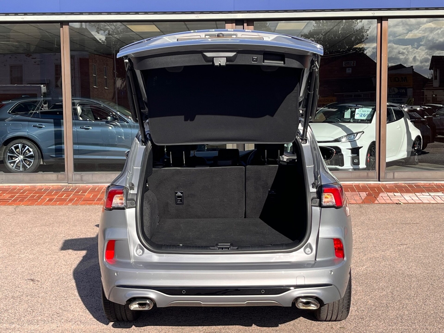 Used Ford Kuga 2022 for sale - 76352349: Photo 77